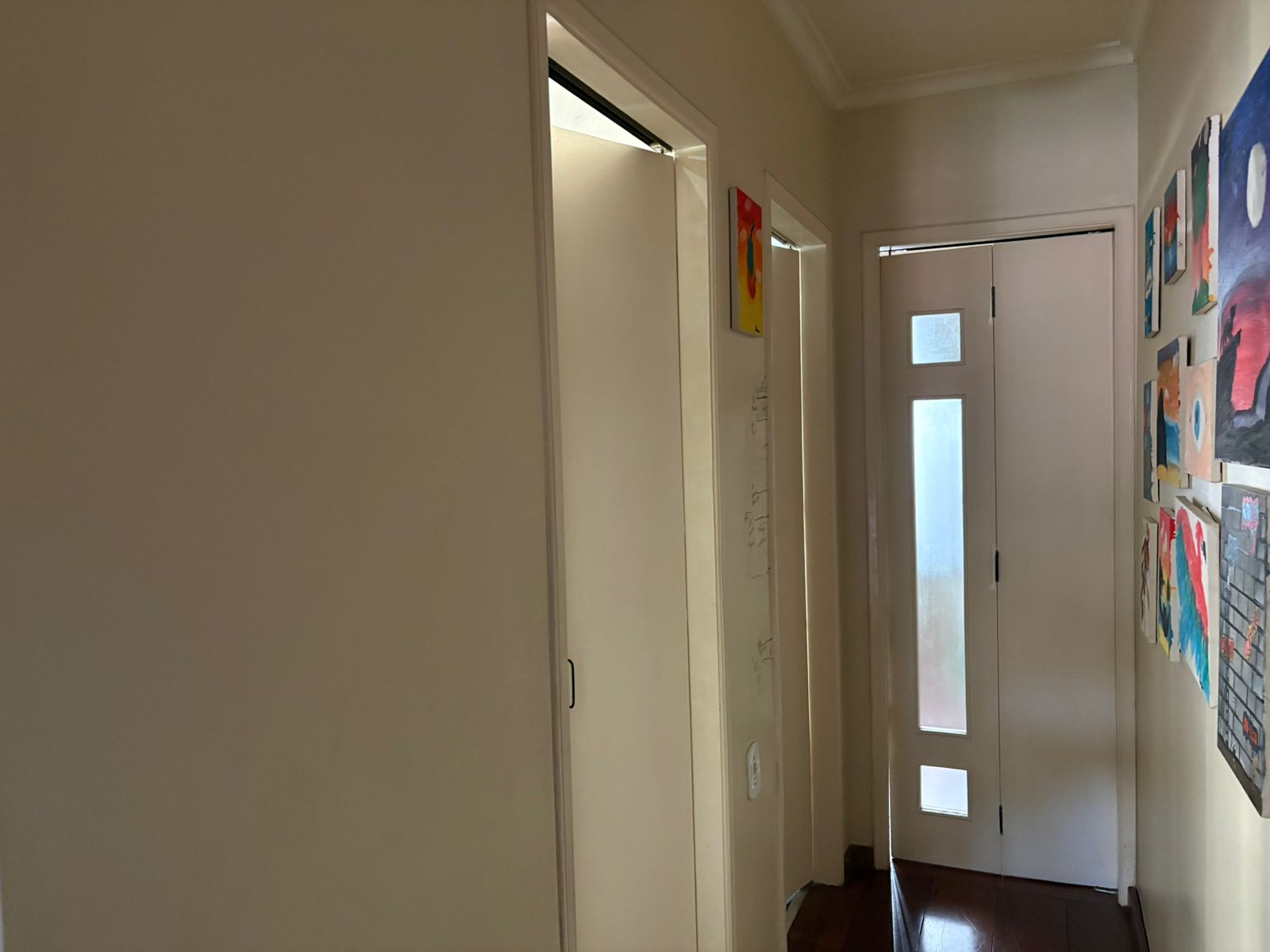 295367